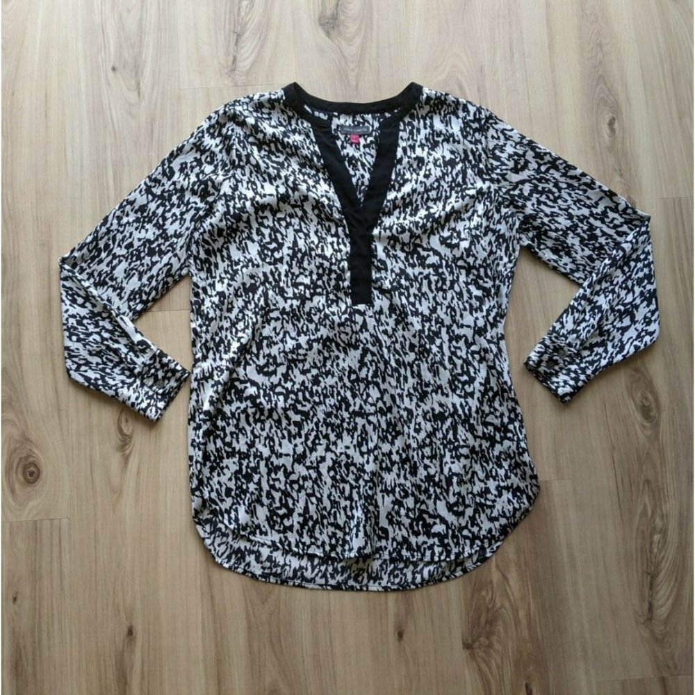 Vince Camuto Long Sleeve Silky Blouse Black & White Womens Small
